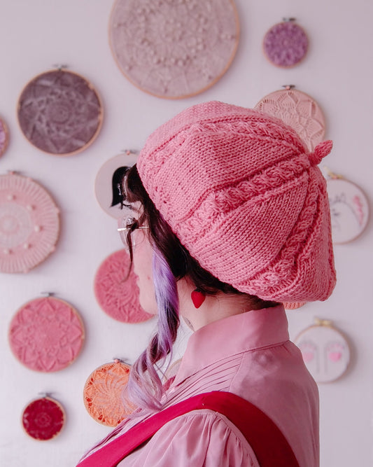 Patron de tejido mas video "Boina Carrusel"