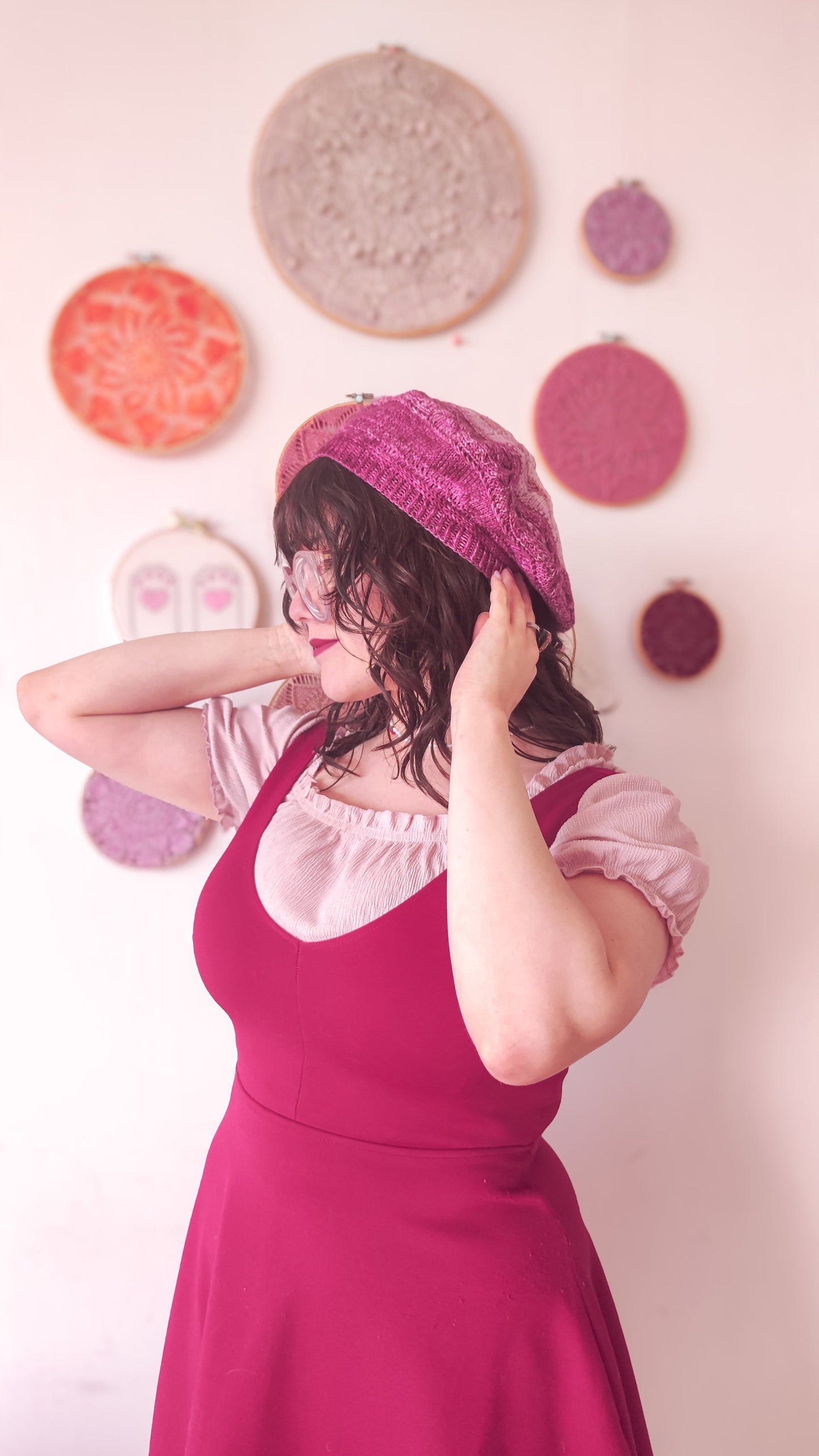 Patrón de tejido mas video "Boina Wreath"