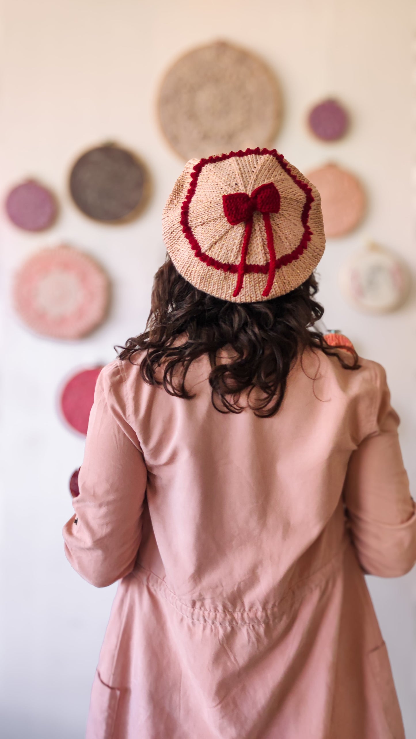 Patron de tejido mas video "Coquette Beret"