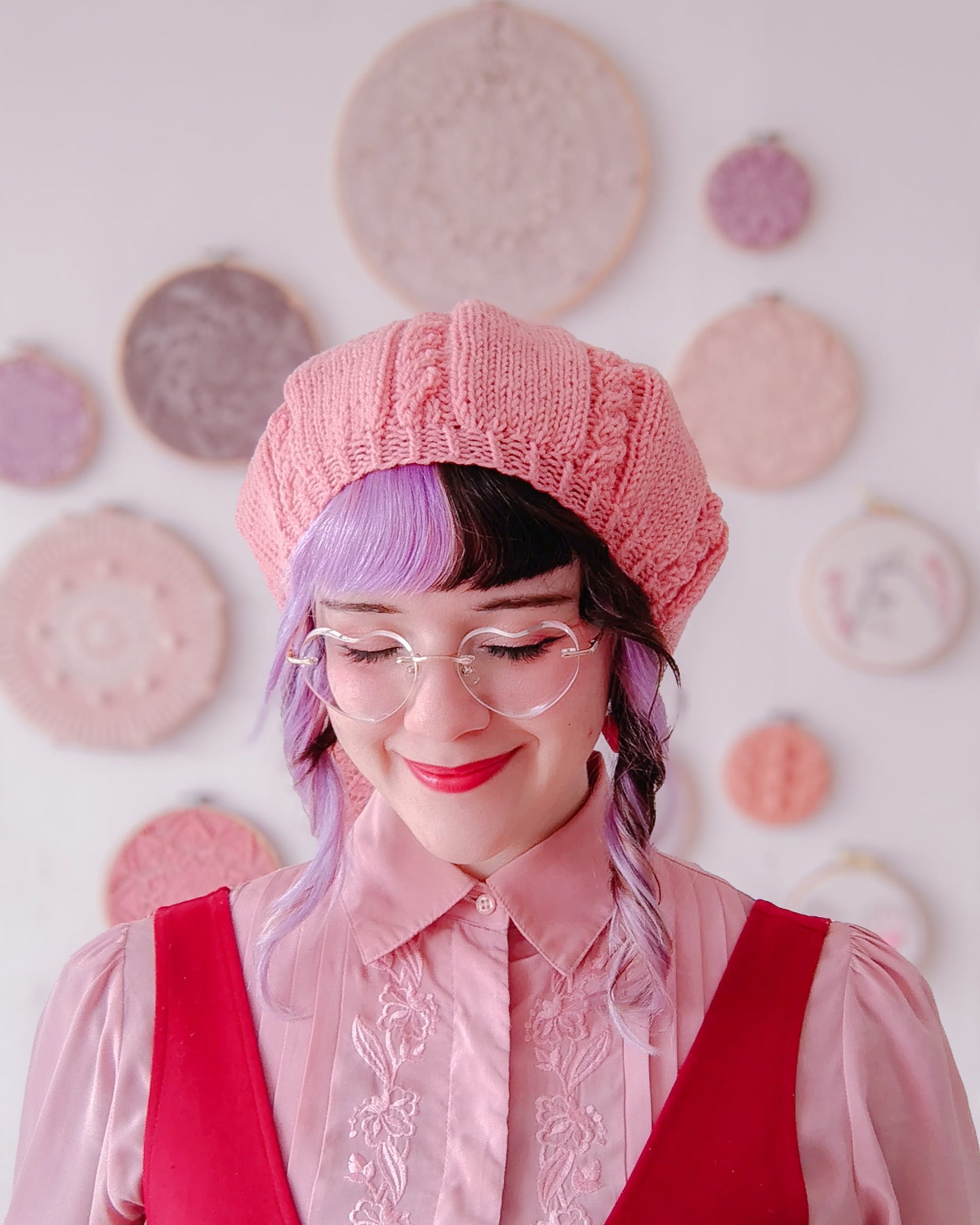 Patron de tejido mas video "Boina Carrusel"